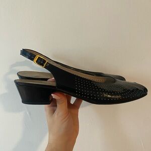 Salvatore Ferragamo - Vintage Black Patent Italian Leather Loafer - Size 9.5